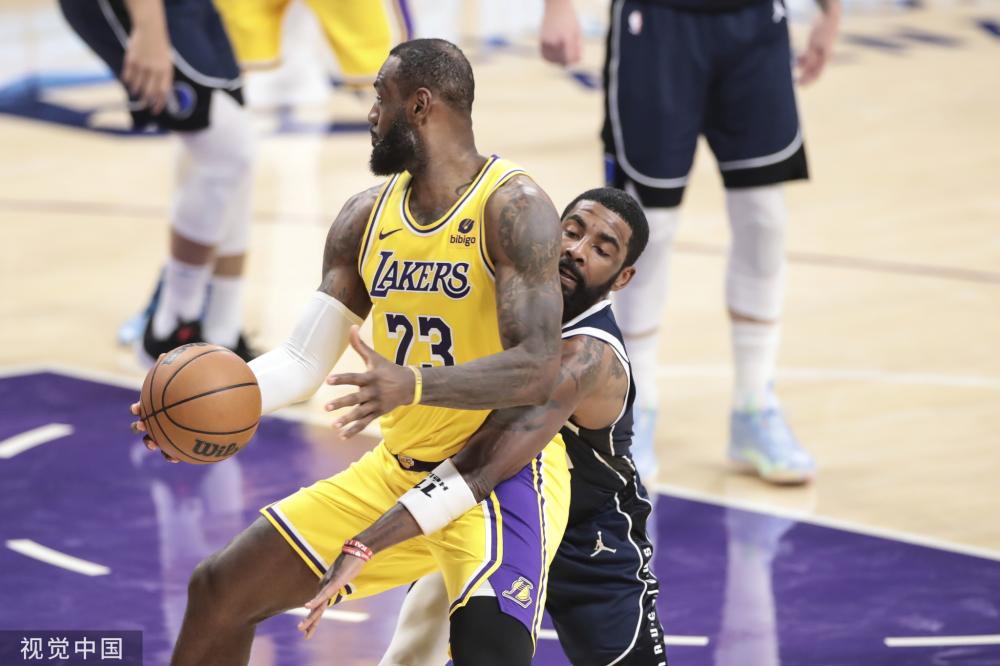 尽管穆里尼 尽管穆里尼