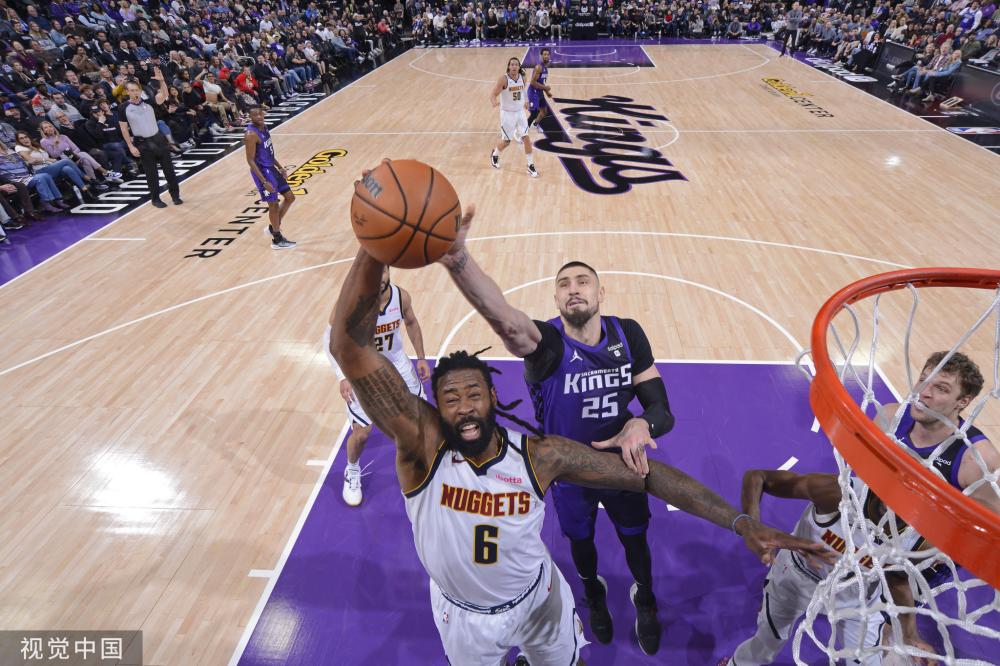 台上表达了 台上表达了